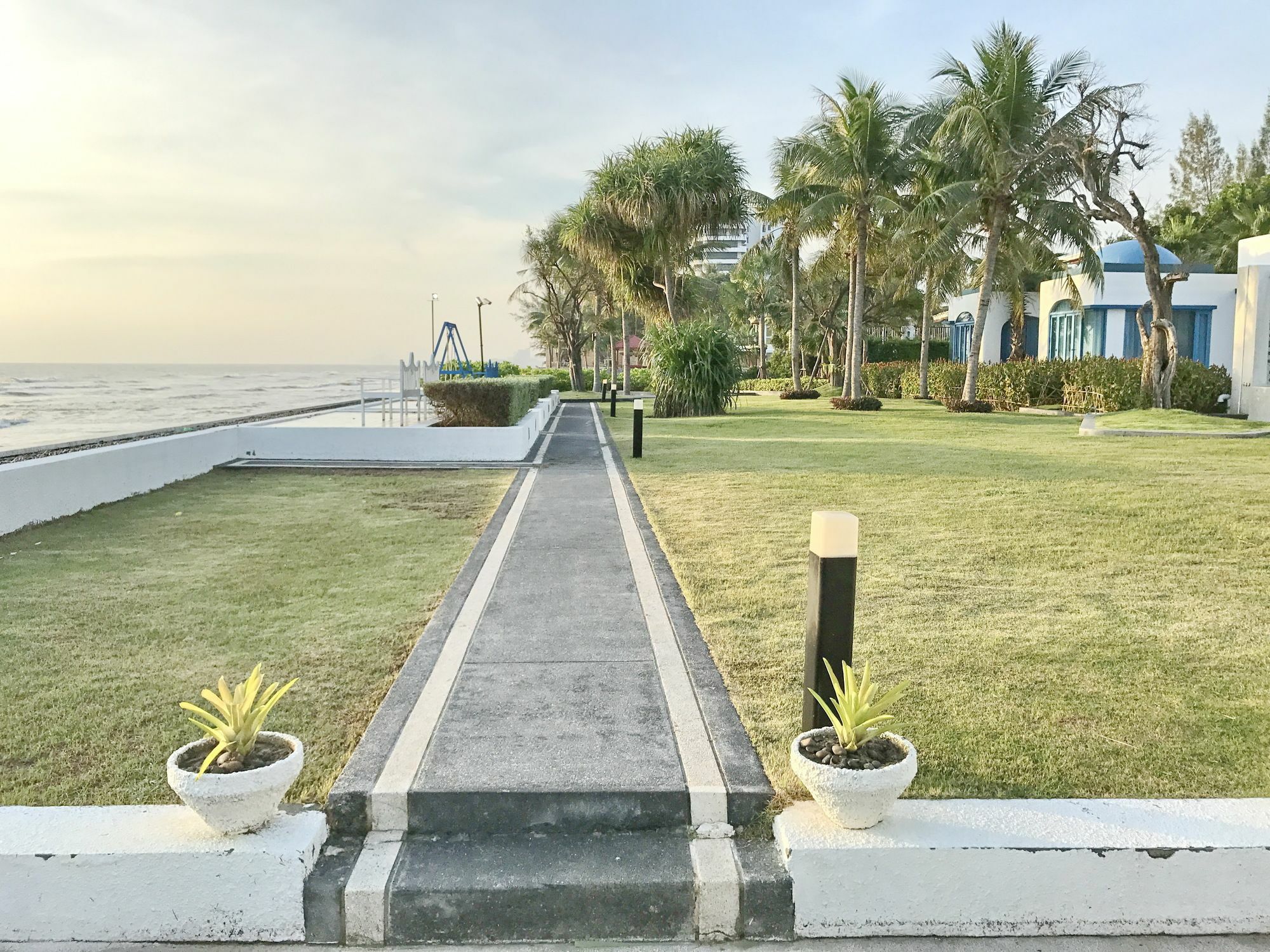 The Crest Santora Hua-Hin Apartment HHQ Exterior photo
